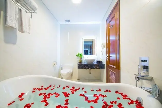 Süit, 1 En Büyük (King) Boy Yatak, Balkon, Okyanusa Sıfır