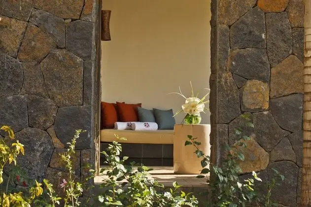 Luxury Lagoona Suite with Garden