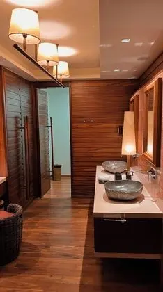 Luxury Ocean Front Pool Suite