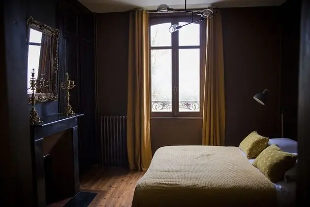 Premier Tek Büyük Yataklı Oda, Özel Banyo, Avlu Manzaralı