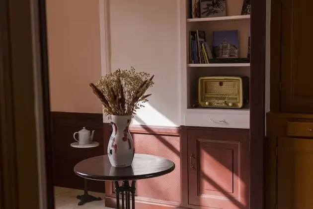 Premier Tek Büyük Yataklı Oda, Özel Banyo, Avlu Manzaralı