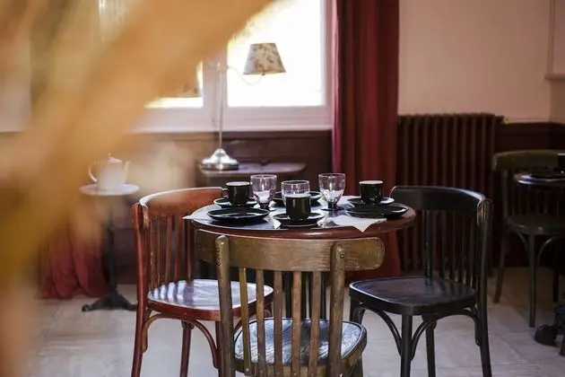 Premier Tek Büyük Yataklı Oda, Özel Banyo, Avlu Manzaralı