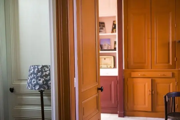 Premier Tek Büyük Yataklı Oda, Özel Banyo, Avlu Manzaralı