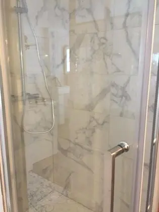 Romantic Stüdyo, Özel Banyo