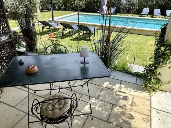 Comfort Tek Büyük Yataklı Oda, Özel Banyo (Figuier)