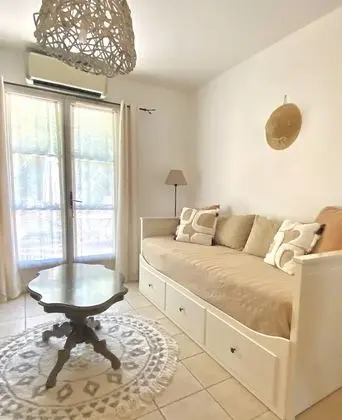 Family Süit, Özel Banyo, Havuz Manzaralı (Amandier)