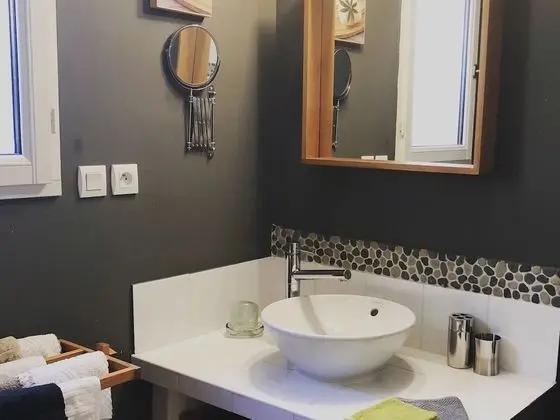 Superior Süit, Özel Banyo, Havuz Manzaralı (Olivier)