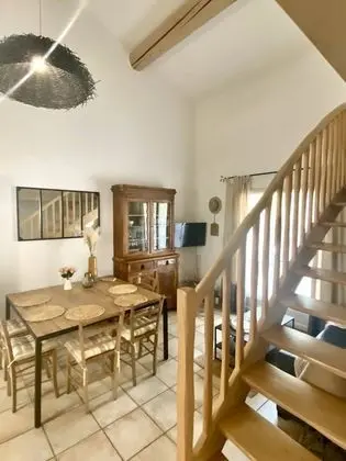 Superior Süit, Özel Banyo, Havuz Manzaralı (Olivier)