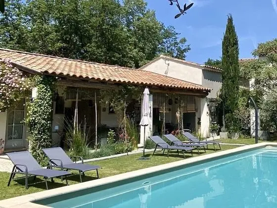 Superior Süit, Özel Banyo, Havuz Manzaralı (Olivier)