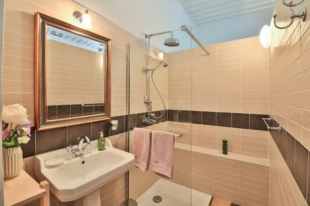 Tek Büyük Yataklı Oda (CEDRE)