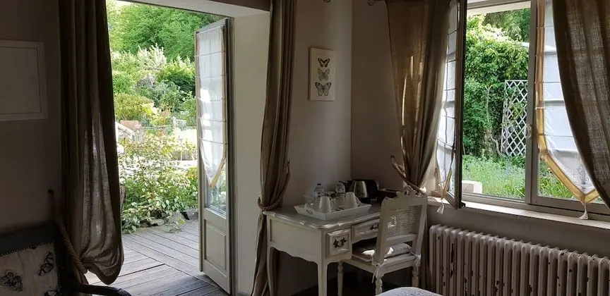 Comfort Tek Büyük Yataklı Oda (Acacia)