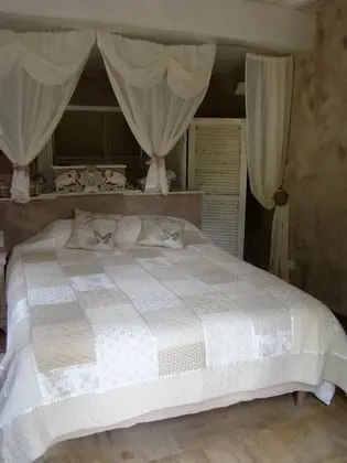 Comfort Tek Büyük Yataklı Oda (Acacia)