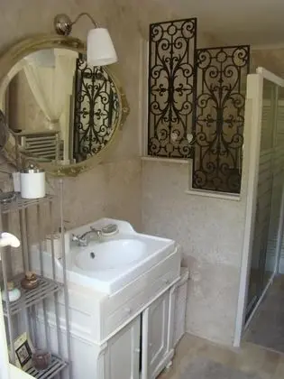 Comfort Tek Büyük Yataklı Oda (Acacia)
