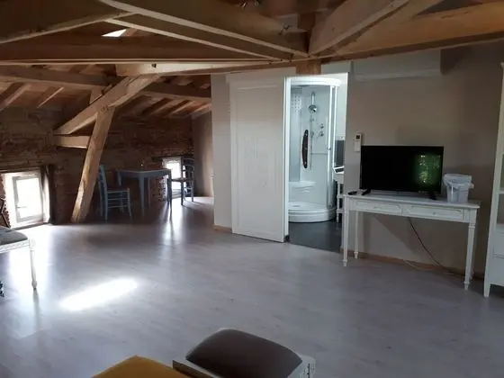 Comfort Dört Kişilik Oda, Banyolu/Duşlu