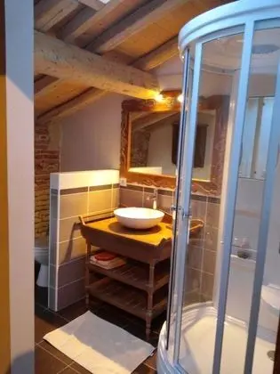 Comfort Üç Kişilik Oda, Banyolu/Duşlu