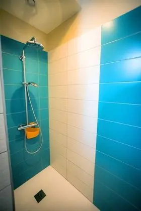 Tek Büyük Yataklı Oda, Özel Banyo (LJ68)