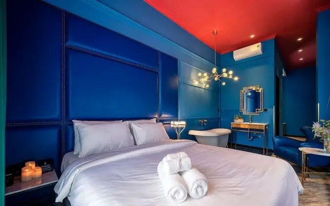 Deluxe Tek Büyük Yataklı Oda, Küvet, Şehir Manzaralı