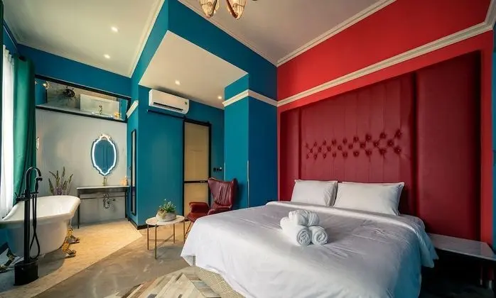 Deluxe Tek Büyük Yataklı Oda, Küvet, Şehir Manzaralı