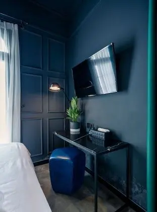 Deluxe Tek Büyük Yataklı Oda, Küvet, Şehir Manzaralı
