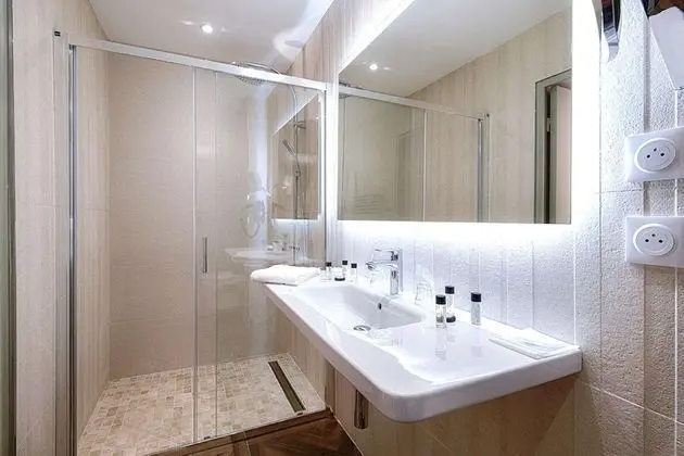 Tek Büyük Yataklı Oda (Jas)