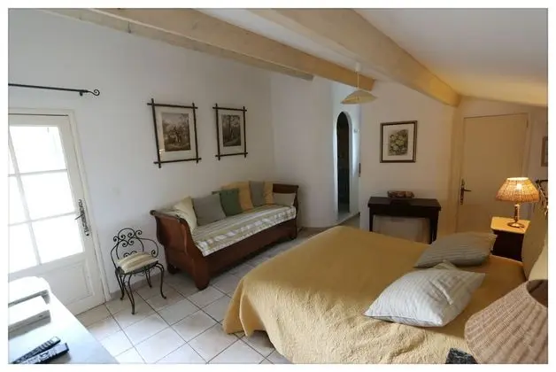 Tek Büyük Yataklı Oda (Le verger)