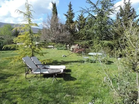 Tek Büyük Yataklı Oda (Le verger)