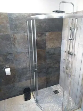 Tek Büyük Yataklı Oda, Teras
