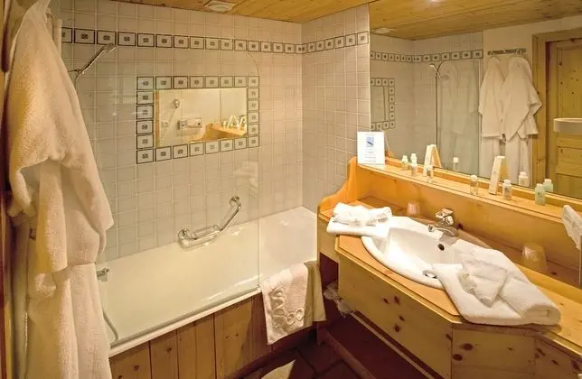 Superior Tek Büyük Yataklı Oda