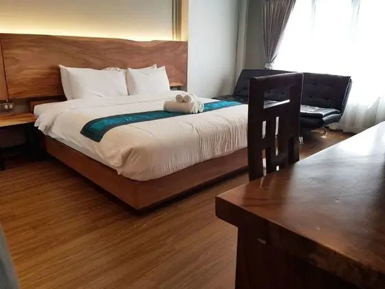 Grand Deluxe Double Room with Balcony