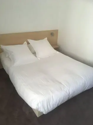 Tek Büyük Yataklı Oda, 1 Çift Kişilik Yatak