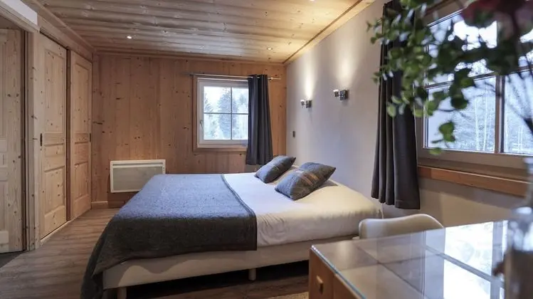 Classic Tek Büyük veya İki Ayrı Yataklı Oda