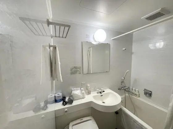 Tek Büyük Yataklı Oda, Sigara İçilebilir