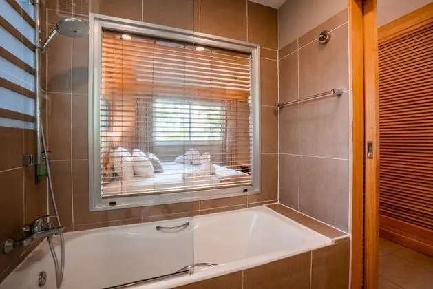 Superior Apart Daire, 1 Yatak Odası, Havuz Manzaralı