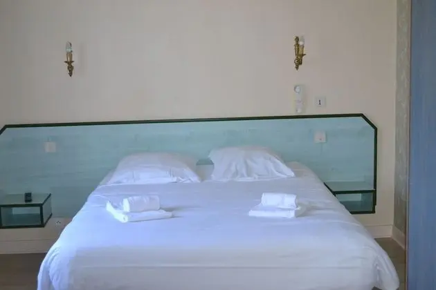 Tek Büyük Yataklı Oda, 1 Çift Kişilik Yatak