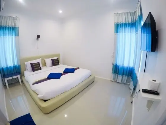 6 Bedrooms Private Pool Villa