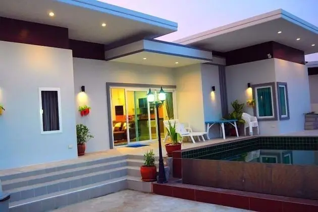 6 Bedrooms Private Pool Villa