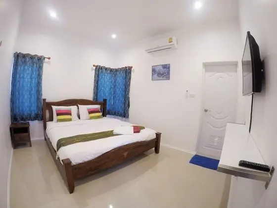 6 Bedrooms Private Pool Villa