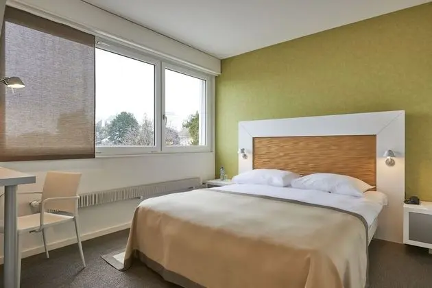 Comfort Tek Büyük veya İki Ayrı Yataklı Oda