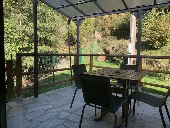 Comfort Üç Kişilik Oda, Teras, Nehir Manzaralı (Chambre Eté )