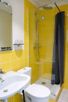 Basic Tek Büyük Yataklı Oda (140)