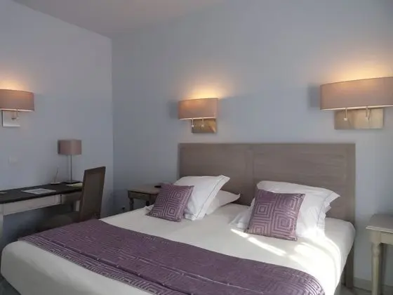 Comfort Tek Büyük veya İki Ayrı Yataklı Oda