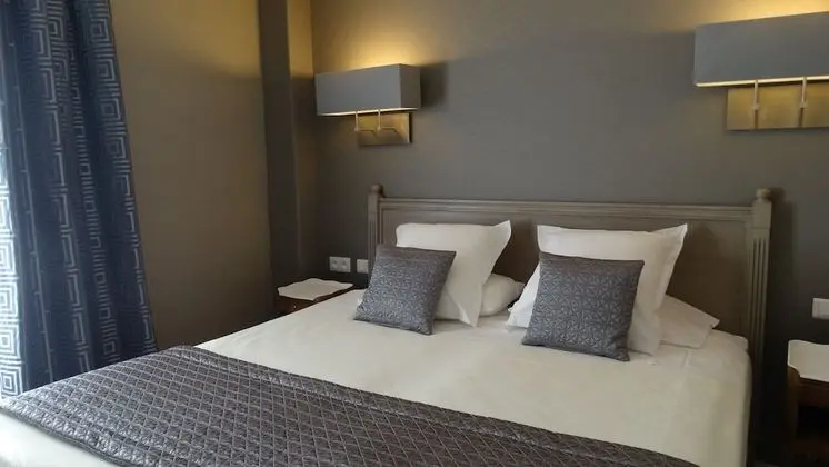 Comfort Tek Büyük veya İki Ayrı Yataklı Oda