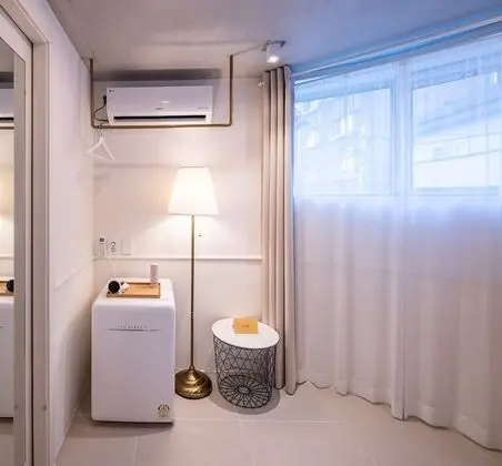 Deluxe Tek Büyük Yataklı Oda (201)