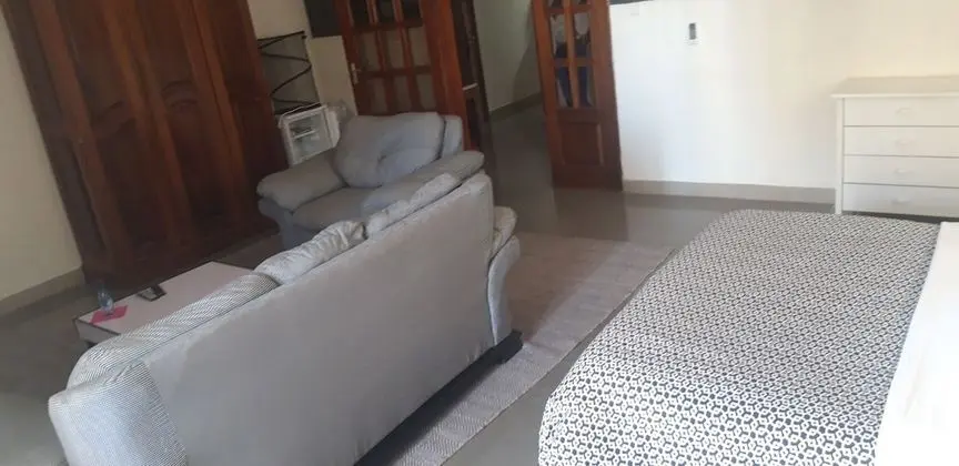 Junior Oda, Havuz Manzaralı