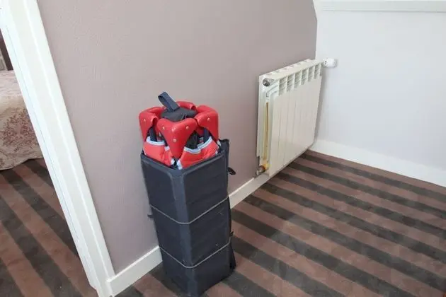 Dört Kişilik Oda, 1 Büyük (Queen) Boy Yatak ve Çekyat, Deniz Manzaralı, Denize Sıfır