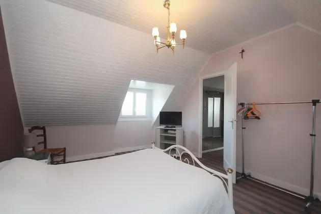 Tek Büyük Yataklı Oda, 1 Büyük (Queen) Boy Yatak, Deniz Manzaralı, Denize Sıfır