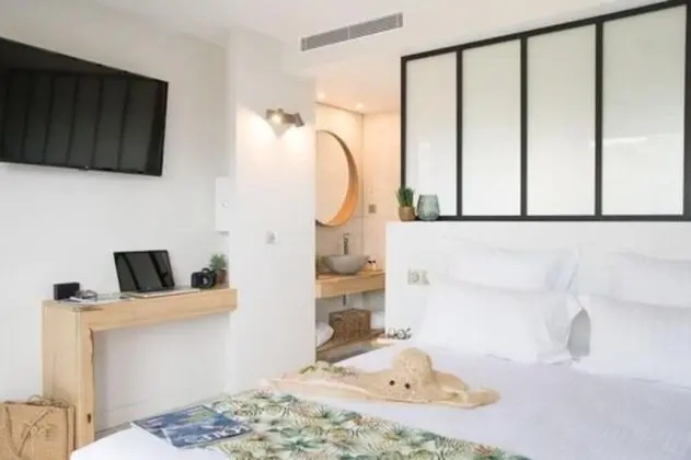 Deluxe Tek Büyük veya İki Ayrı Yataklı Oda