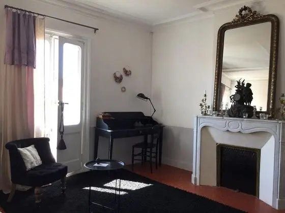 Romantic Tek Büyük Yataklı Oda (La Bourgeoise)