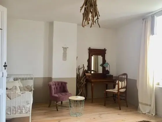 Traditional Tek Büyük Yataklı Oda (La Campagnarde)