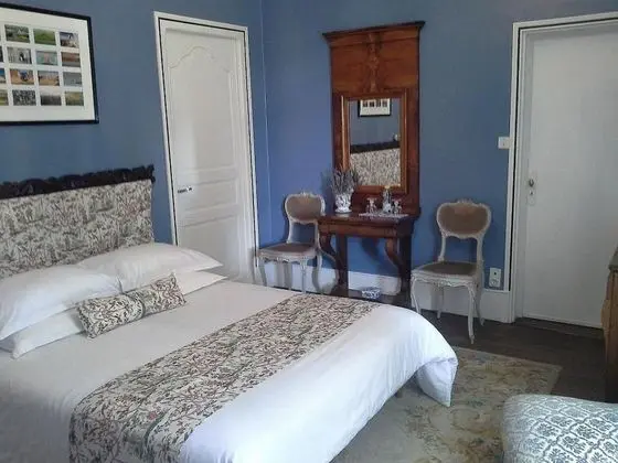 Tek Büyük Yataklı Oda (Bleue)